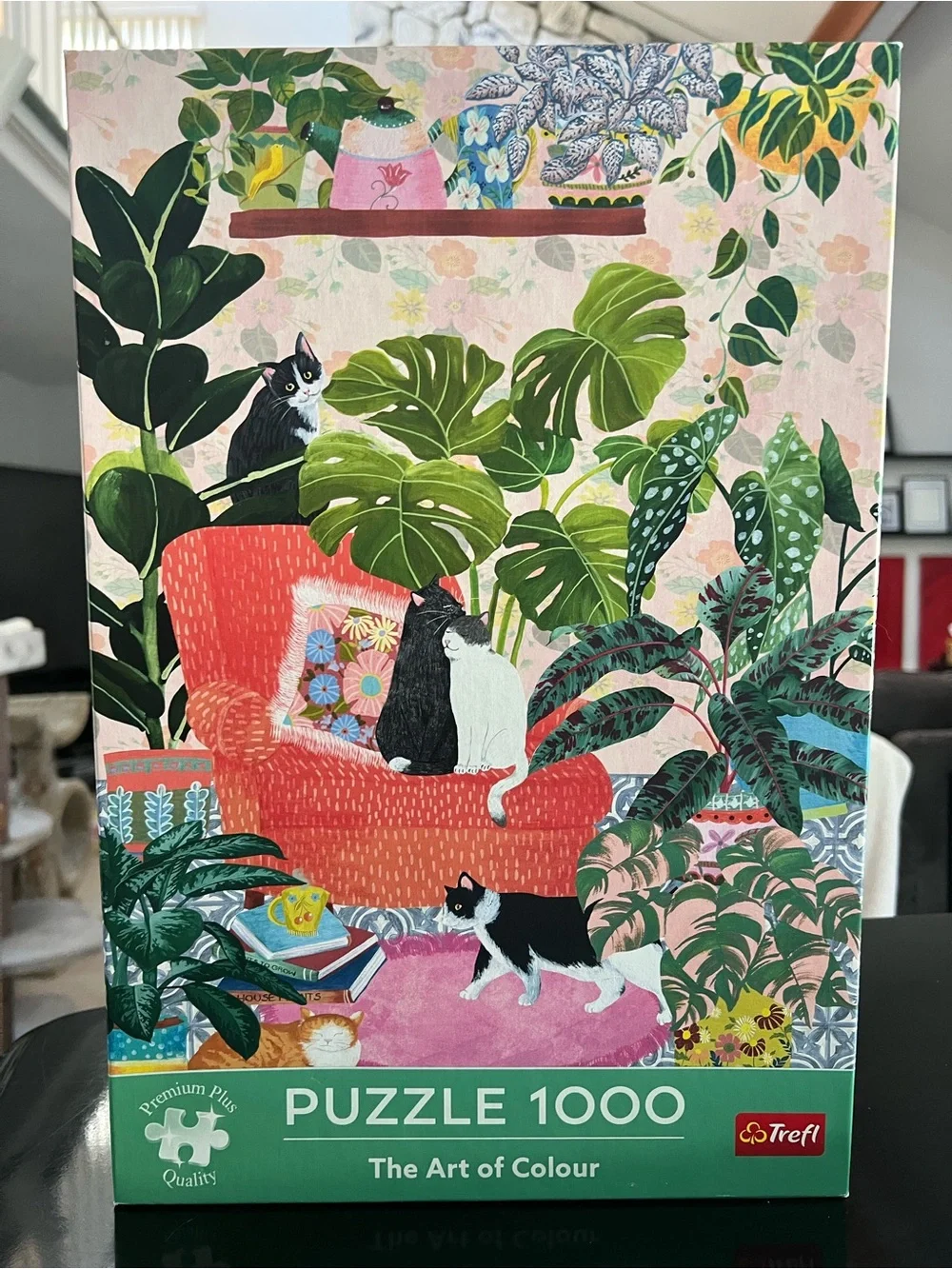 Puzzle — Pink and Green Botanical Cat Scene